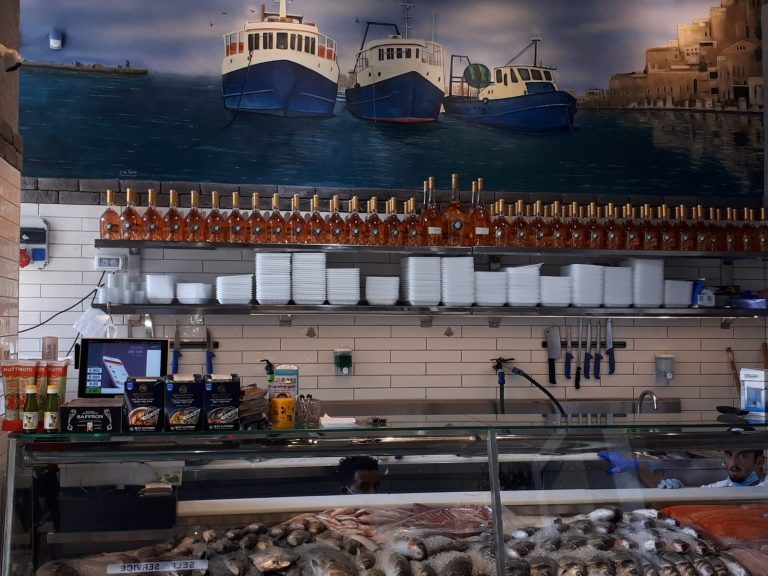 פרנקו תמם רישיון עסק למעדניית דגים